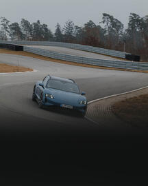 Porsche catalogue Page 2