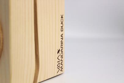 Mandarina Duck Flugblatt Seite 1