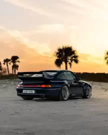 Porsche catalogue Page 2