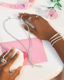 Swarovski leták Strana 9