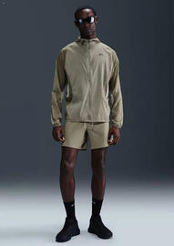 Nike catalogue Page 2
