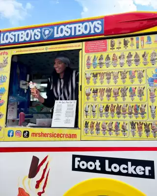 Folleto Foot Locker (válido hasta el 25-05)