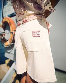 Catálogo Pull & Bear Página 4