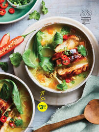 Woolworths catalogue Page 90