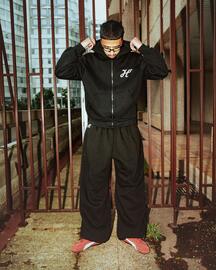 Foot Locker gazetka Strona 12