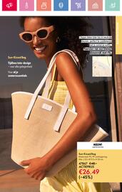 Oriflame folder Pagina 17