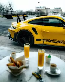 Porsche catalogue Page 2