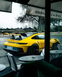 Porsche catalogue Page 5