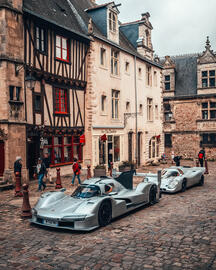 Porsche catalogue Page 1