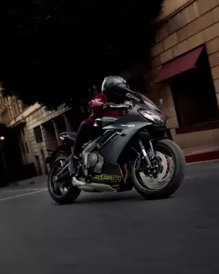 Catálogo Triumph (válido até 18-06)
