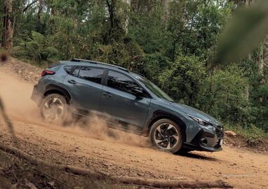 Subaru catalogue Page 9