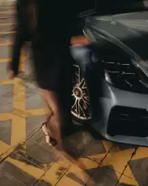 Porsche catalogue Page 2