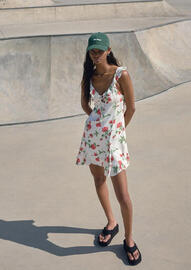 Volantino Bershka Pagina 8