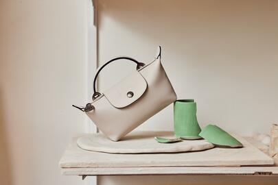 Folleto Longchamp Página 1