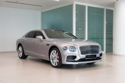 Bentley catalogue Page 2