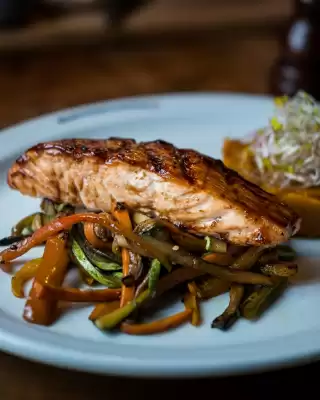 Catálogo Tucson Restaurant (válido hasta 10-07)