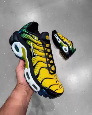 Folleto Foot Locker (válido hasta el 3-08)