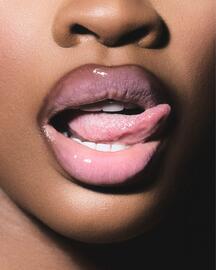 Catálogo MAC Cosmetics Página 1