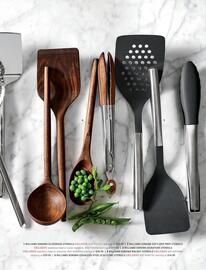 Williams-Sonoma catalogue Page 23