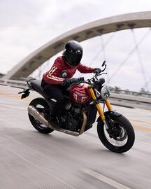 Catálogo Triumph Página 1