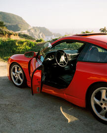 Porsche catalogue Page 3
