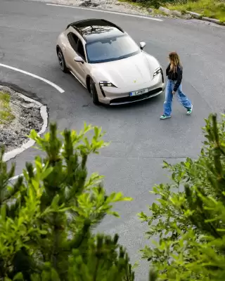 Porsche catalogue (valid until 31-08)