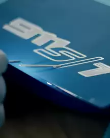 Porsche catalogue Page 2