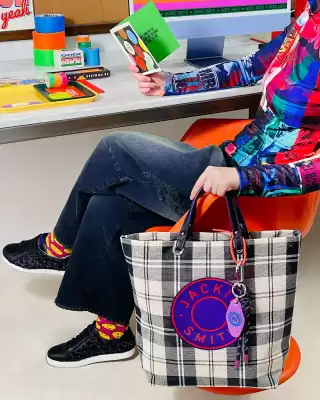 Catálogo Jackie Smith (válido hasta 31-08)