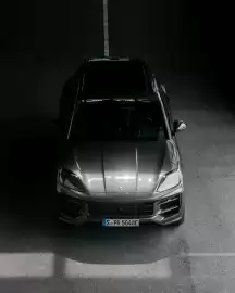 Porsche catalogue Page 5