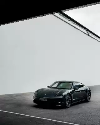 Porsche catalogue (valid until 14-08)