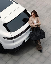 Porsche catalogue Page 1