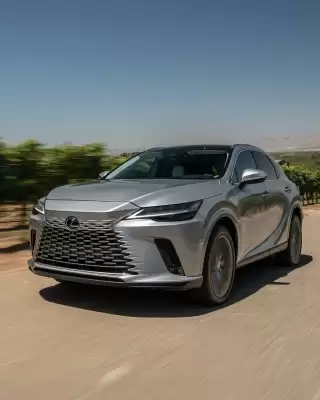 Lexus catalogue (valid until 31-08)