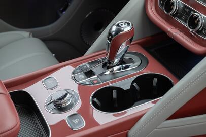 Bentley catalogue week 35 Page 4