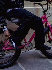 Foot Locker gazetka Strona 4