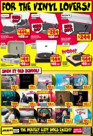 JB Hi-Fi catalogue Page 7