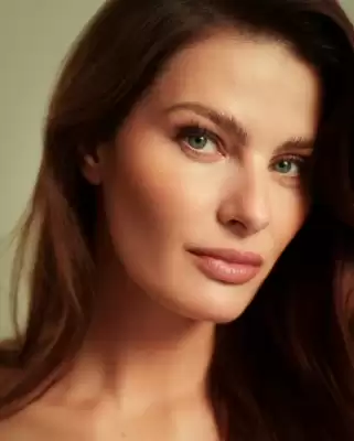 Catálogo BCBGMAXAZRIA (válido hasta 18-09)
