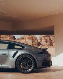 Porsche catalogue week 38 Page 3