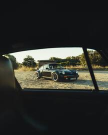 Porsche catalogue Page 2