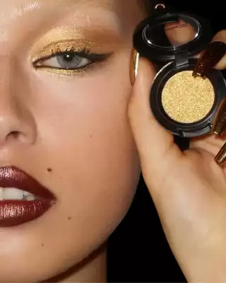 Catálogo MAC Cosmetics (válido hasta 15-10)