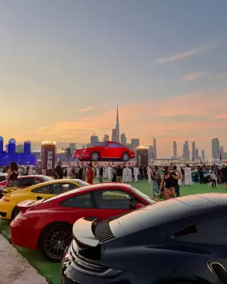 Porsche catalogue (valid until 16-10)