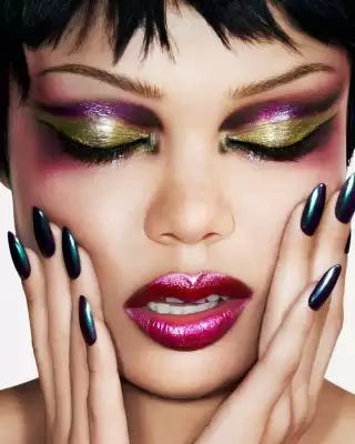 Catálogo MAC Cosmetics (válido hasta 18-10)