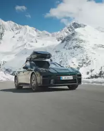 Porsche catalogue Page 2