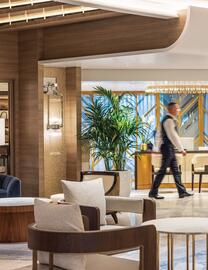 Flight Centre brochure Page 6