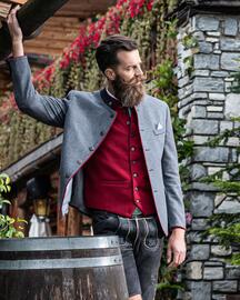 Zillertaler Trachtenwelt Flugblatt Seite 1