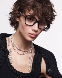 Catalogue Chanel page 4