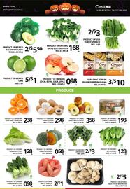 Centra Food Market flyer week 44 Page 1