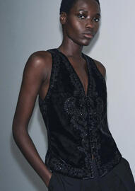 Zara leták Strana 8