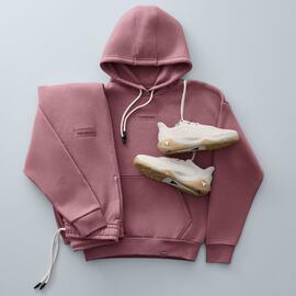 Under armour leták Strana 1