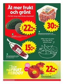 ICA Nära reklamblad vecka 45 Sida 2