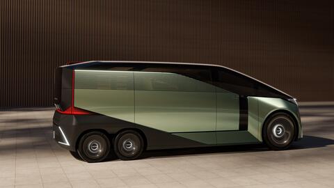 Lexus catalogue Page 2